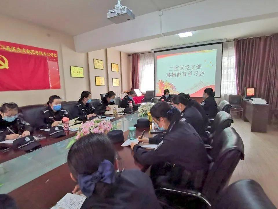 电脑安装软件用哪个应用商店好